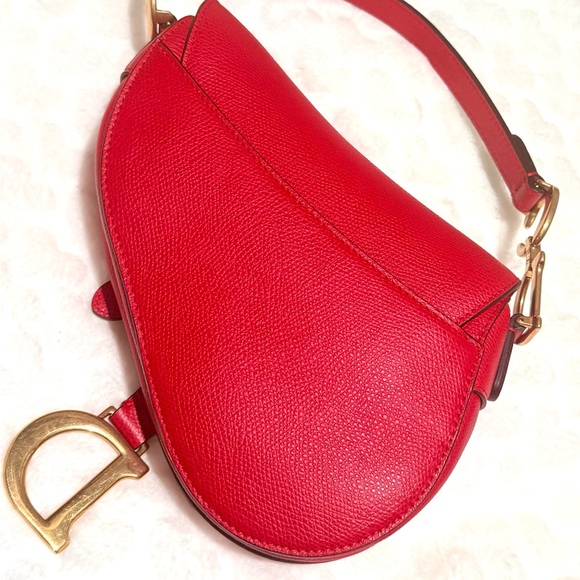 Dior Mini Red Saddle Crossbody with Gold 'D' Charm - Picture 5 of 5